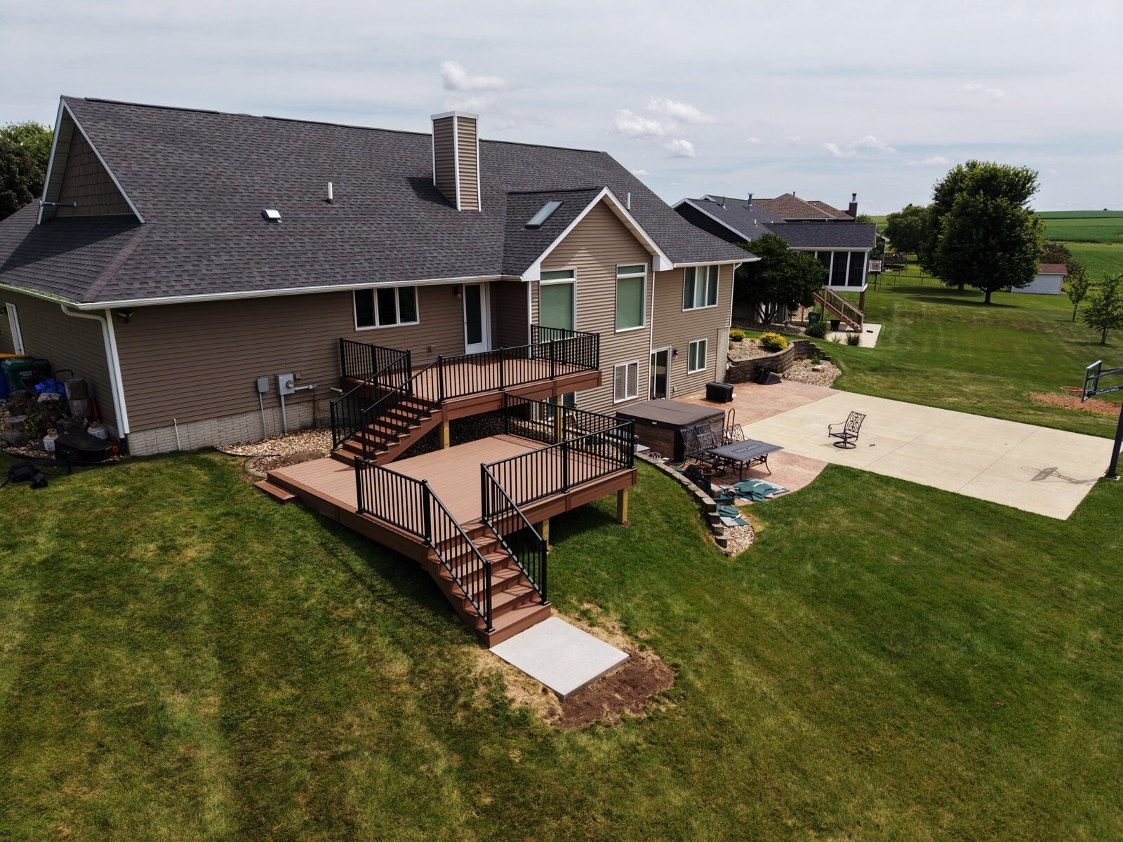 Deck project completed in Marion IA by T&T Home Improvement