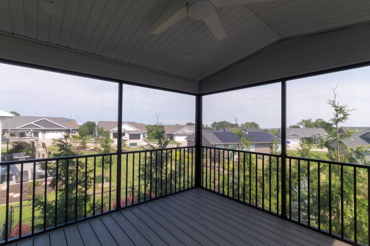 Screen Room by T&T Home Improvement in Tiffin